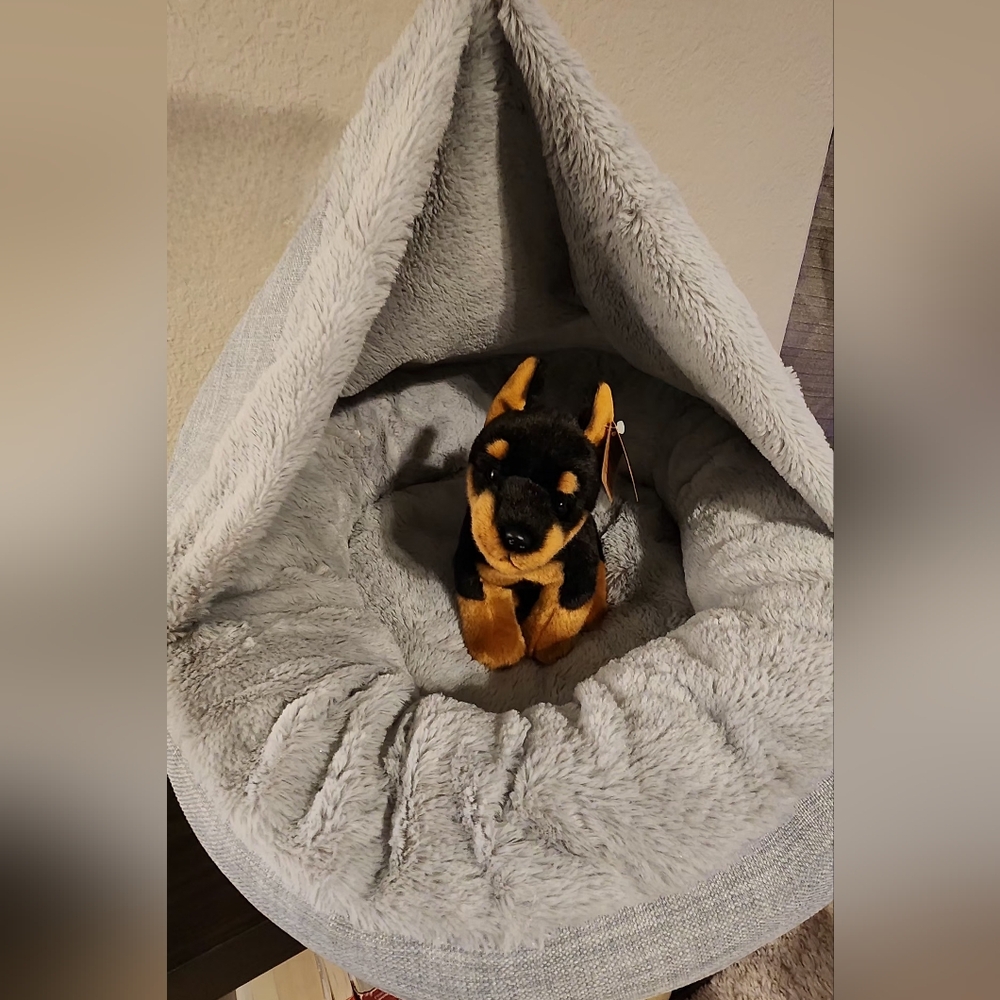 Cozy Gray Dog Bed